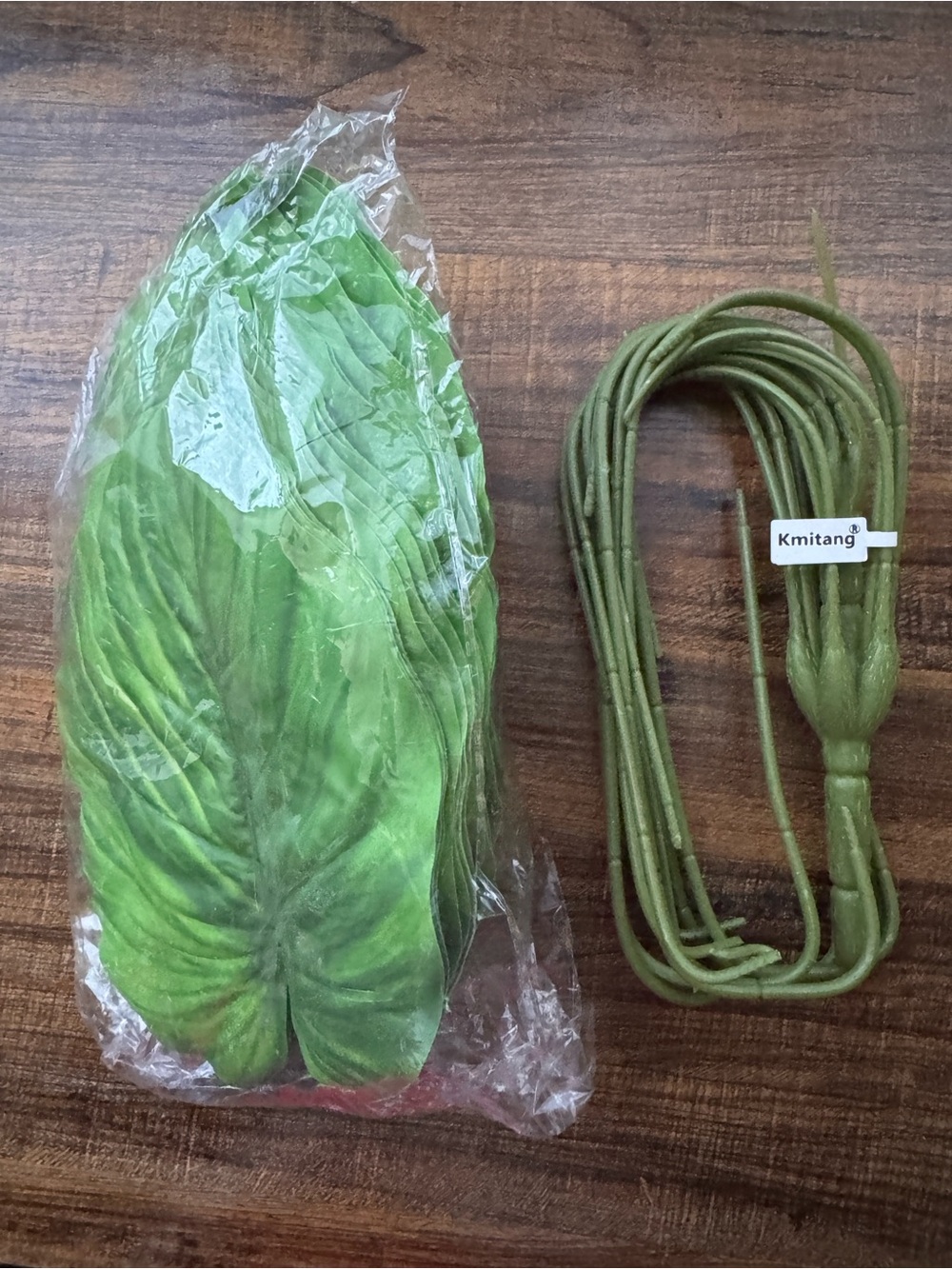 New Kmitang Artificial Green Leaves Set with Stems Home Party Decor NWT